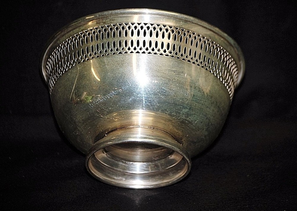 FB Rogers Silver Co Pierced Candy Bowl Dish Silverplate Pattern 1912 Vintage