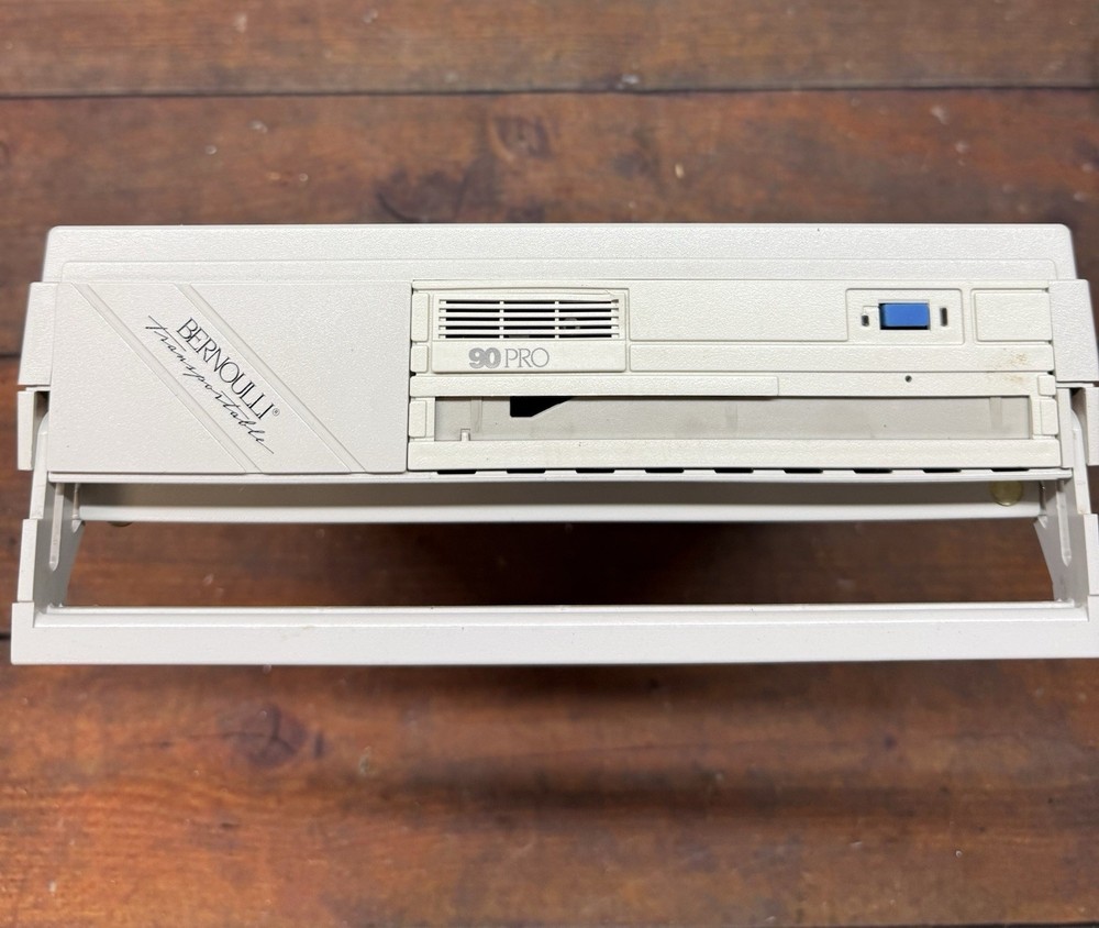 Iomega Bernoulli 90 Pro Drive B190T External SCSI Powers On