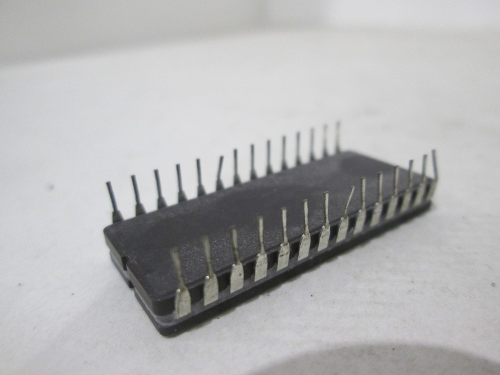 Texas Instruments, MBM2764-25, Integrated Circuit, Used