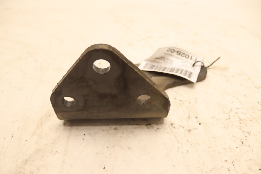 2018-2023 PETERBILT 579 FRONT LEFT DRIVER SIDE BRACKET ENGINE SUPPORT MOUNT OEM