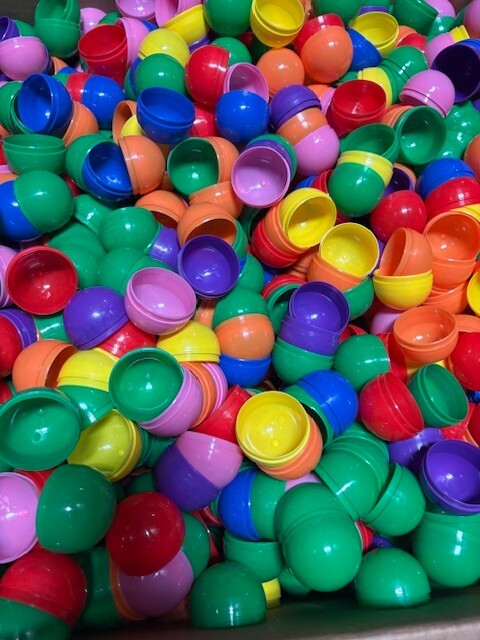 100 Empty Easter Eggs Vending Capsules Assorted Colors Vending Machine 2 inch