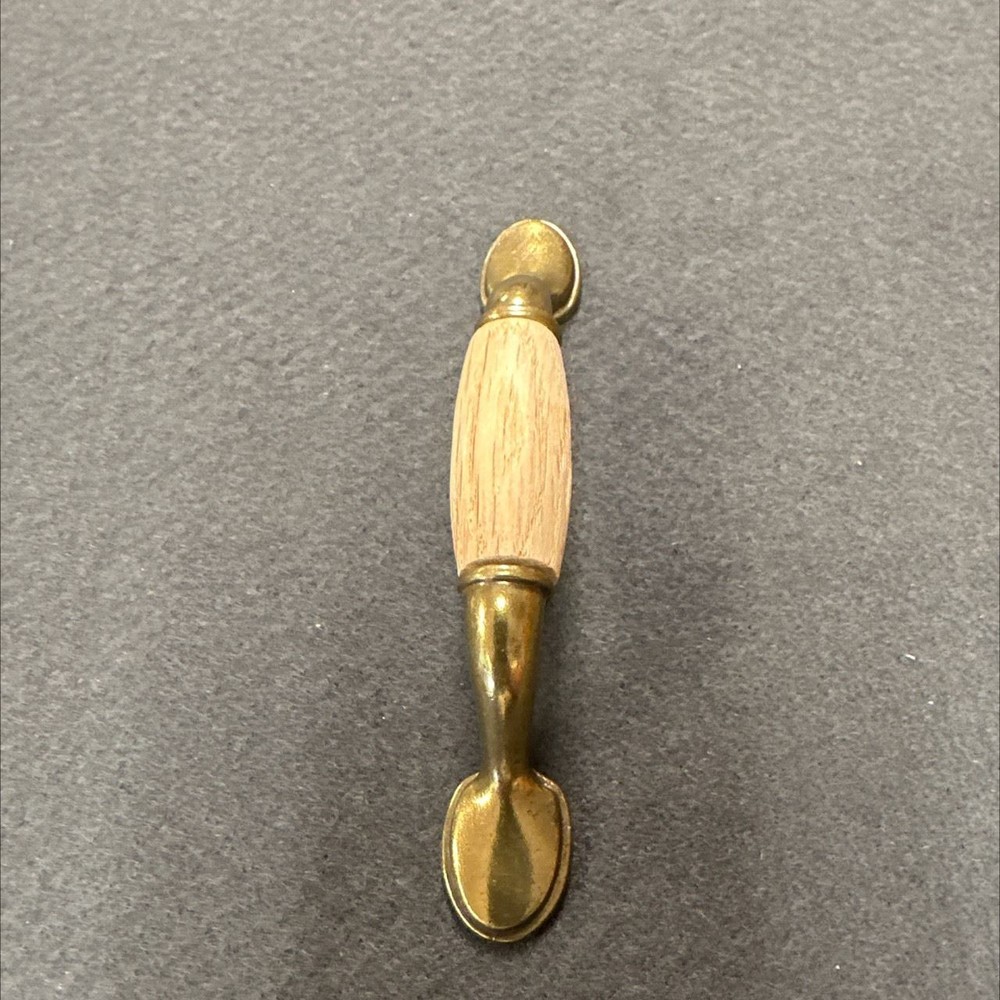 3" Spoon Foot Pull Antique Brass with Wood Insert