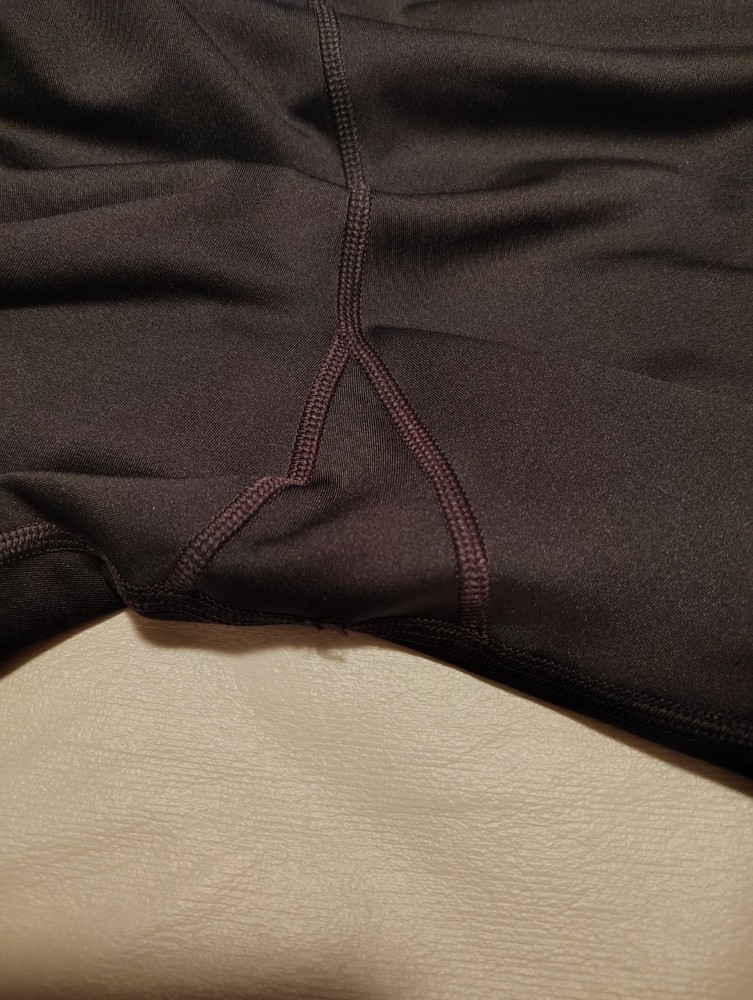 On Cloud Performance Tights 7/8 - Women's Medium