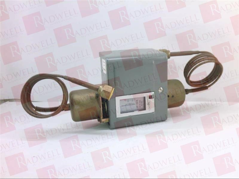 JOHNSON CONTROLS P74EA-8 / P74EA8 (USED)