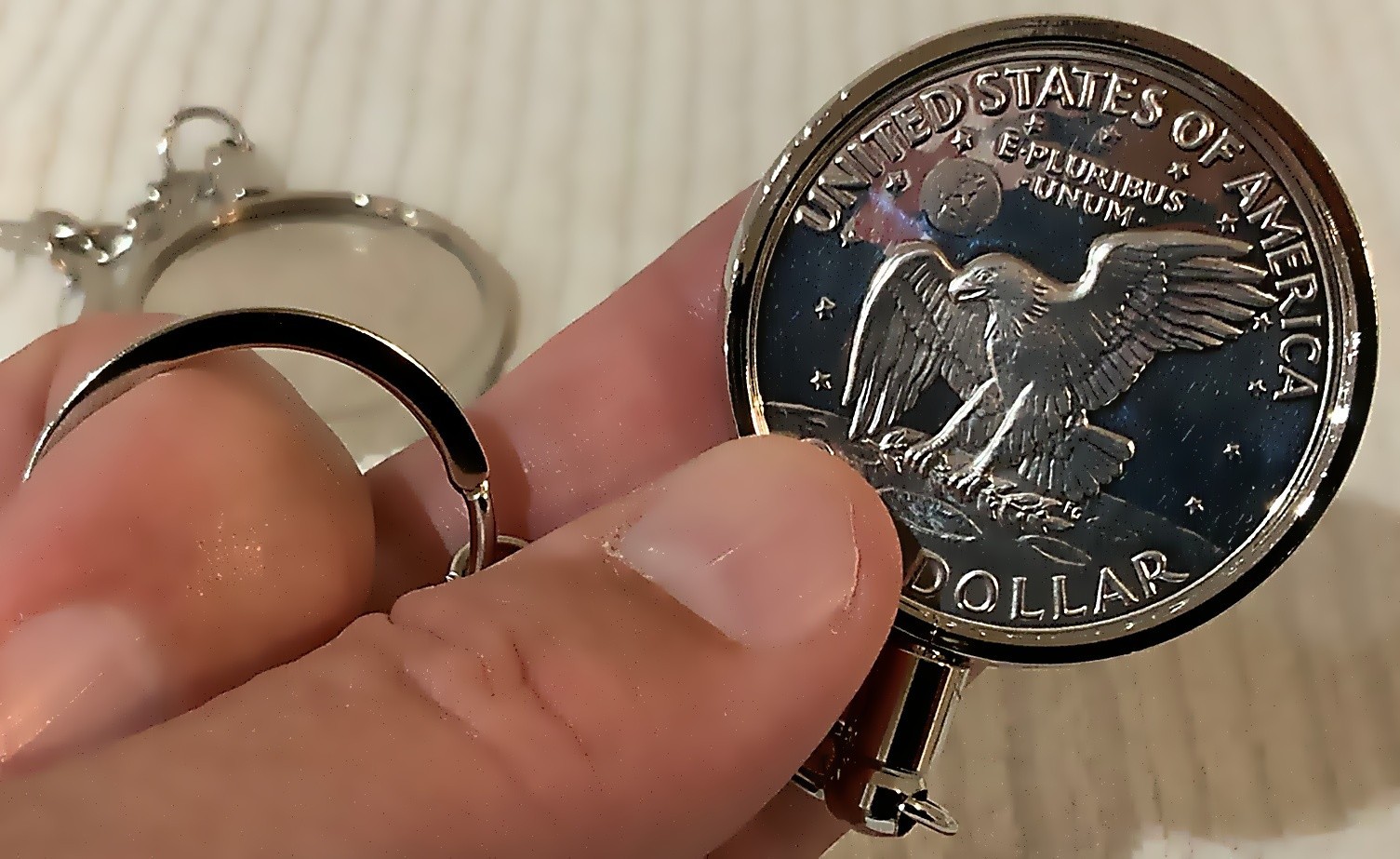 38MM BEZEL FITS Morgan, Peace, Ike Dollars For Coin Keychains (SILVER)