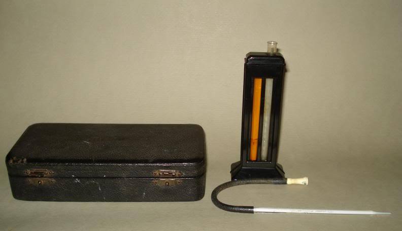 ANTIQUE OLD GERMAN HAEMOMETER HEMOGLOBIN TEST / in box