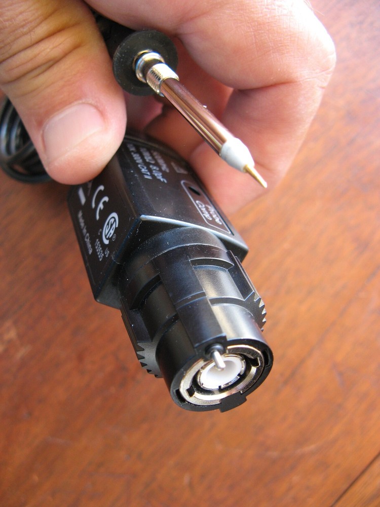 Tektronix P6139B Voltage Probe