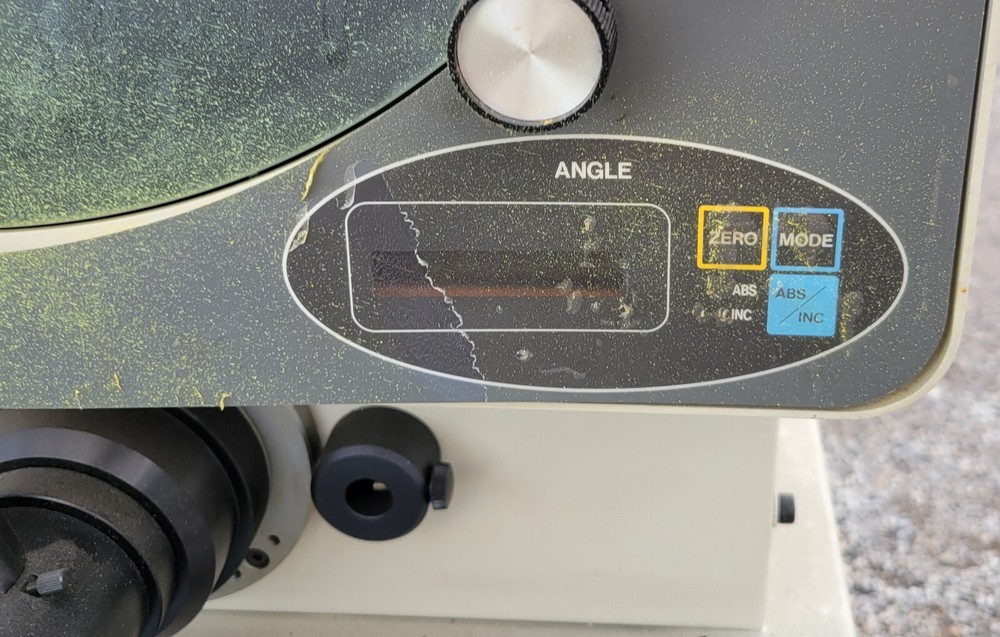 Mitutoyo PH-3500 Profile Projector