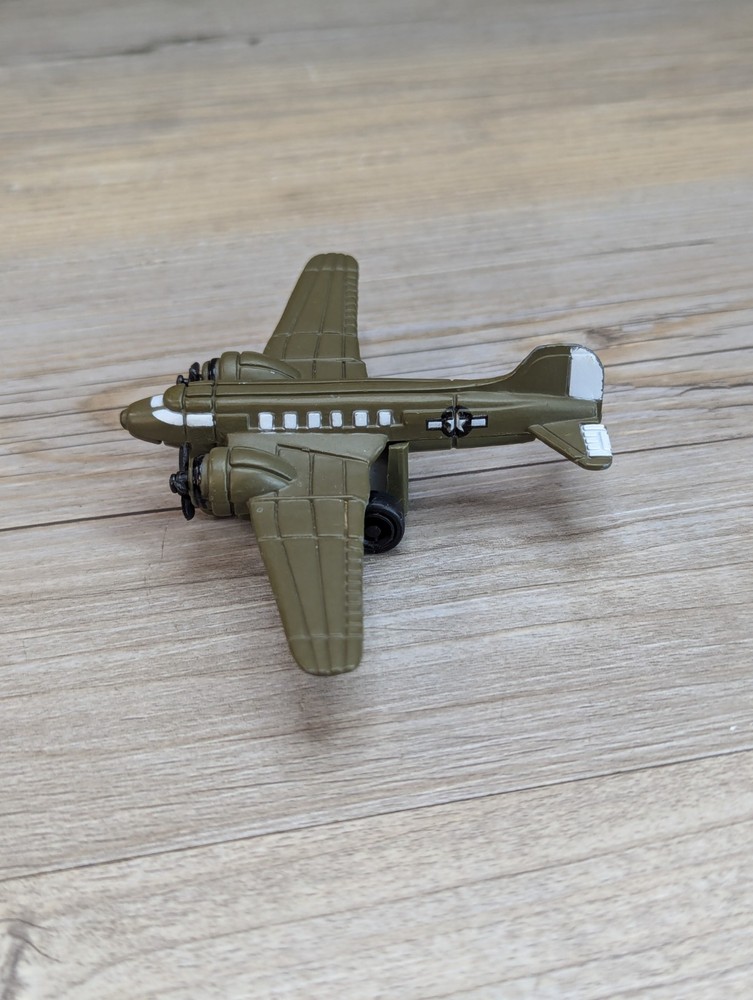 Dakota C-47 Skytrain Pull Back Model Plane Diecast 3.5" x 5"