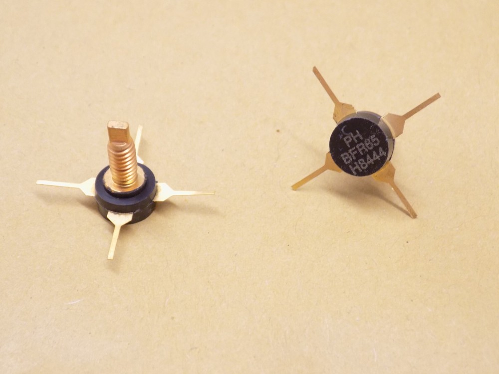 1x BFR65 PHILIPS TRANSISTOR NOS
