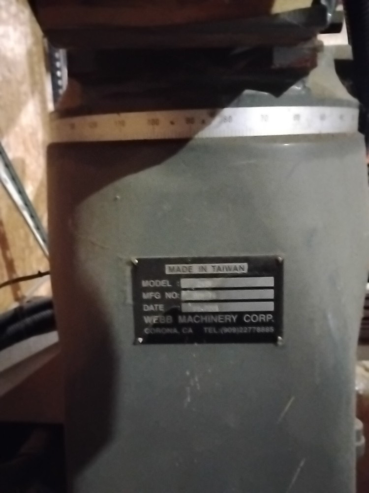 Webb Knee Mill With DRO and Vise