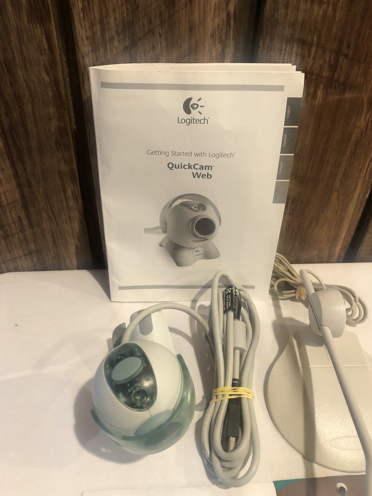 Logitech V-UD4 USB Wired Quickcam Web & Wired Microphone W/Extras