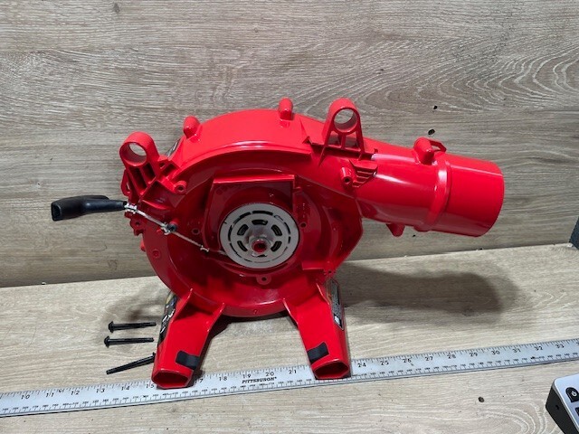 Craftsman B2000 Gas Leaf Blower 25cc Pull Start Housing Only With Screws OME