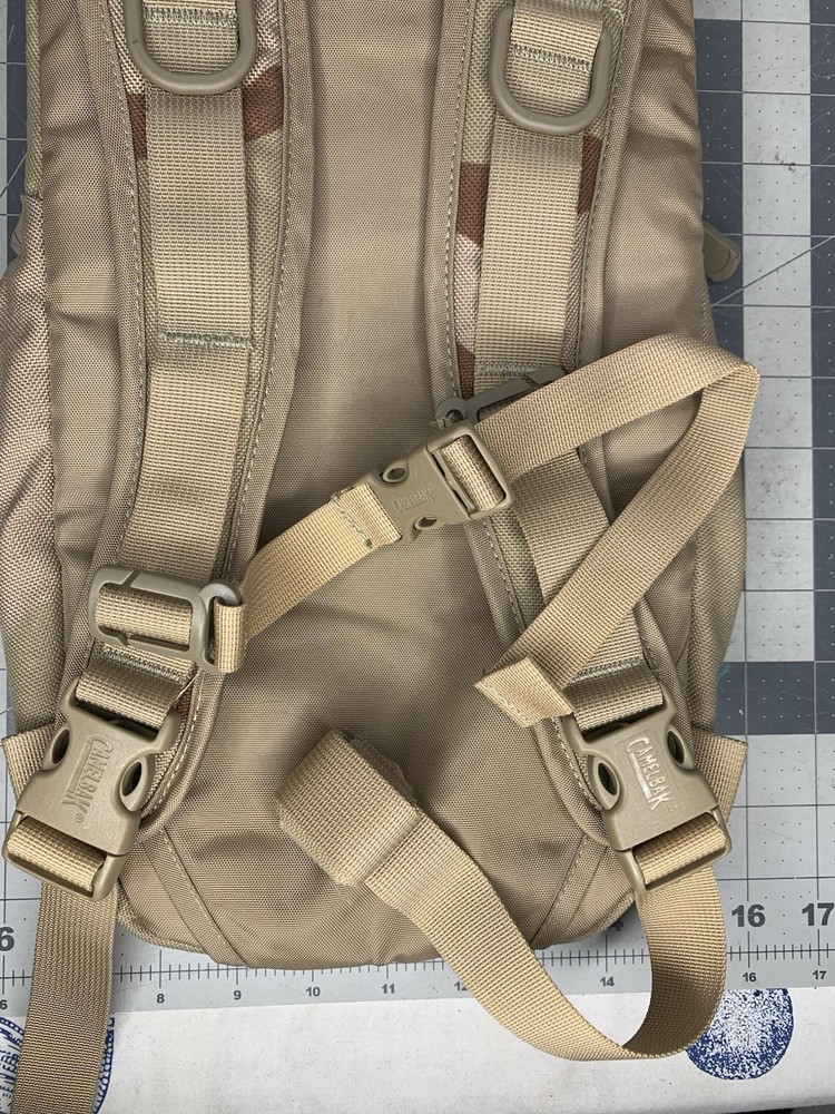 CamelBak Ambush Maximum Gear 3L Hydration Pack & Bladder Backpack Desert Camo