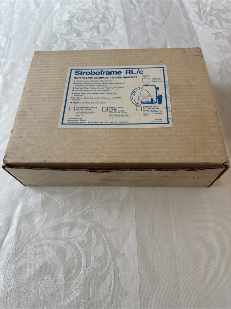 STROBOFRAME RL/C Camera Flash Bracket Designed For 35mm & 645 Cameras