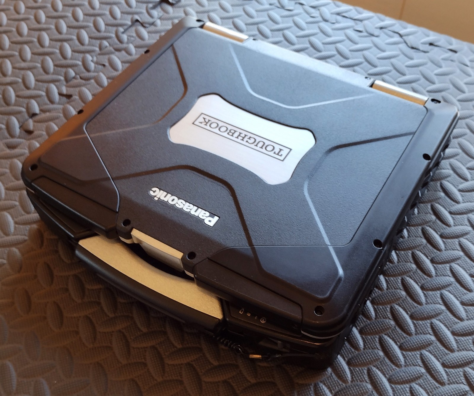 TOUGHBOOK CF-31 MK6: Radio Programmer Laptop w/ HAM Digital+Logging w/ SDR + GPS