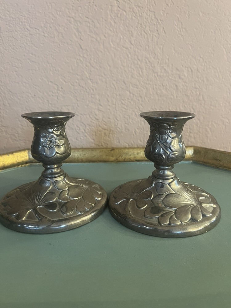 Vtg PAIR 1994 International Candlestick SilverPlate Floral Leaf Candle Wedding
