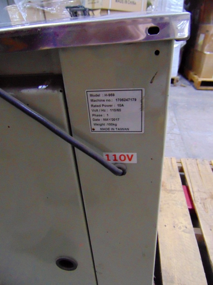 Uline Poly Strapping Machine H-959 Semi-Automatic