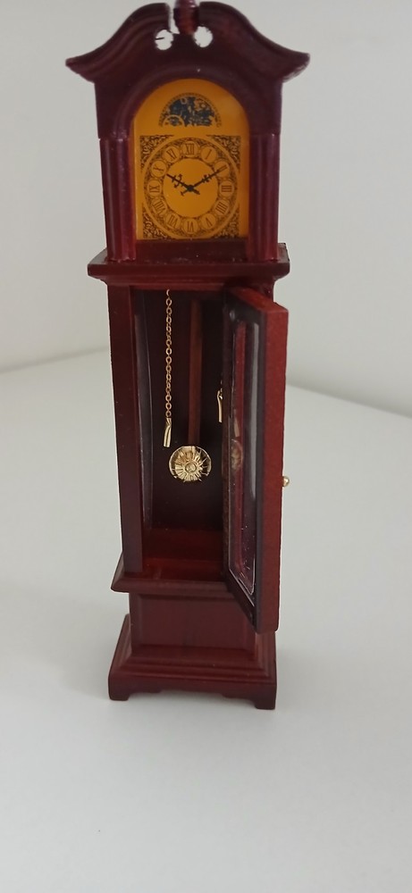 Miniature Clock