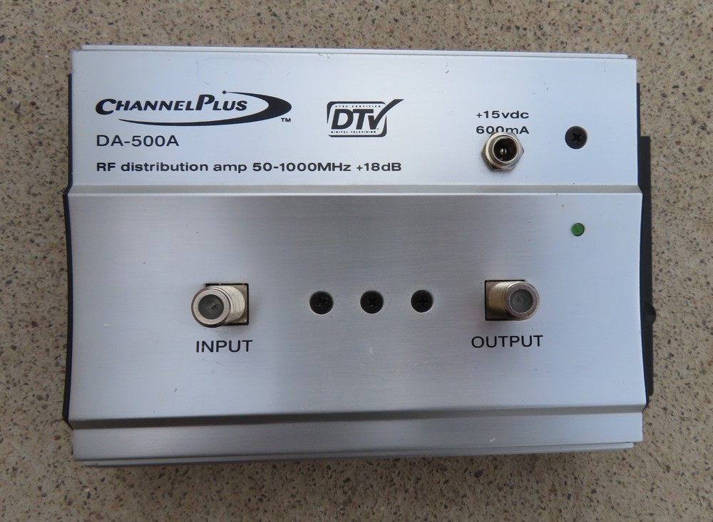 CHANNEL PLUS DA-500A RF AMPLIFIER (FULL RF SPECTRUM; 1 OUTPUT)