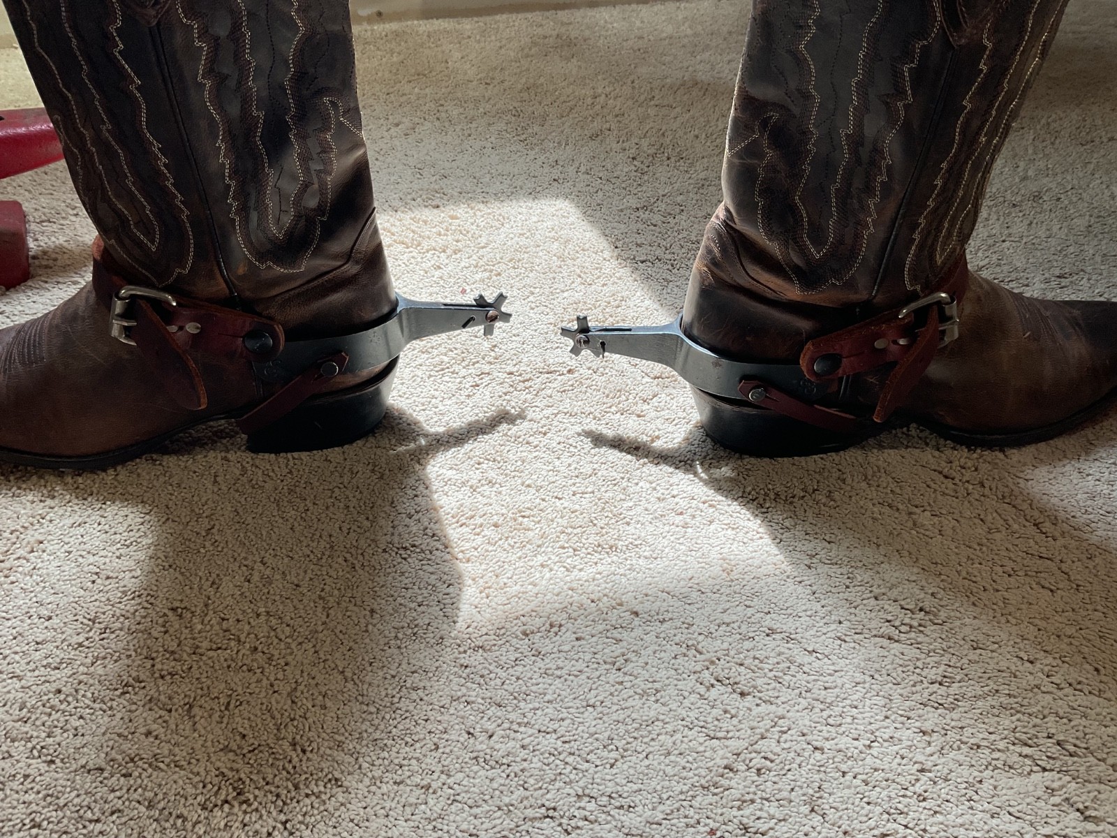 CGL bull riding spurs, the rowels can be unlocked for bareback riding.