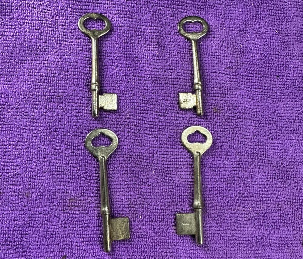 4 Uncut Key Blank Solid Barrel Steel Skeleton Key Silver