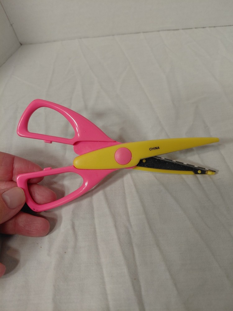 Zigzag Paper Edge Scissors, Paper Scissors