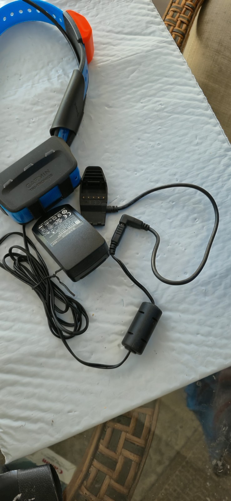 GARMIN ALPHA T5 GPS DOG TRACKING COLLAR WITH CHARGER. UNUSED NO BOX