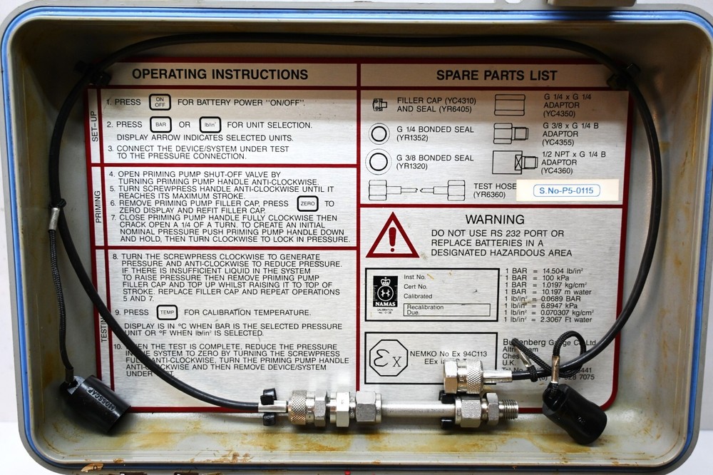 BUDENBERG E400 DIGITAL HYDRAULIC PRESSURE CALIBRATOR.