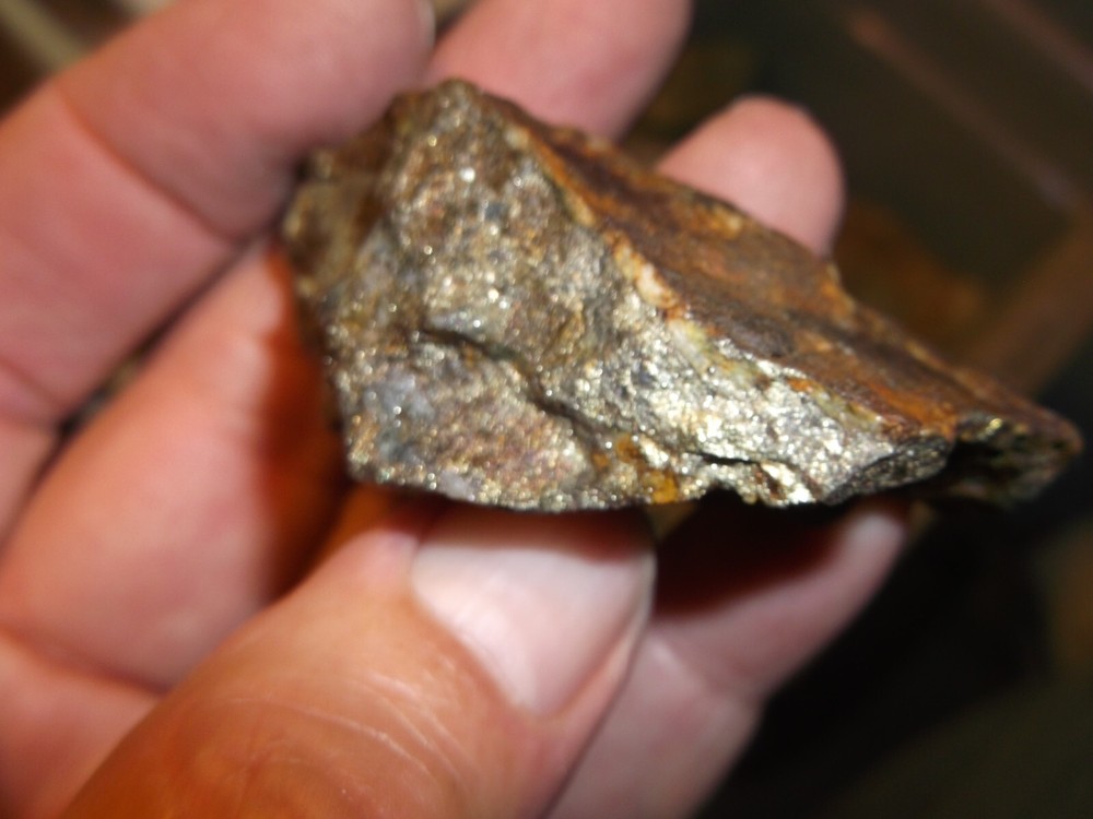 Gold, silver, copper, 95 grams samples ,ore high grade .