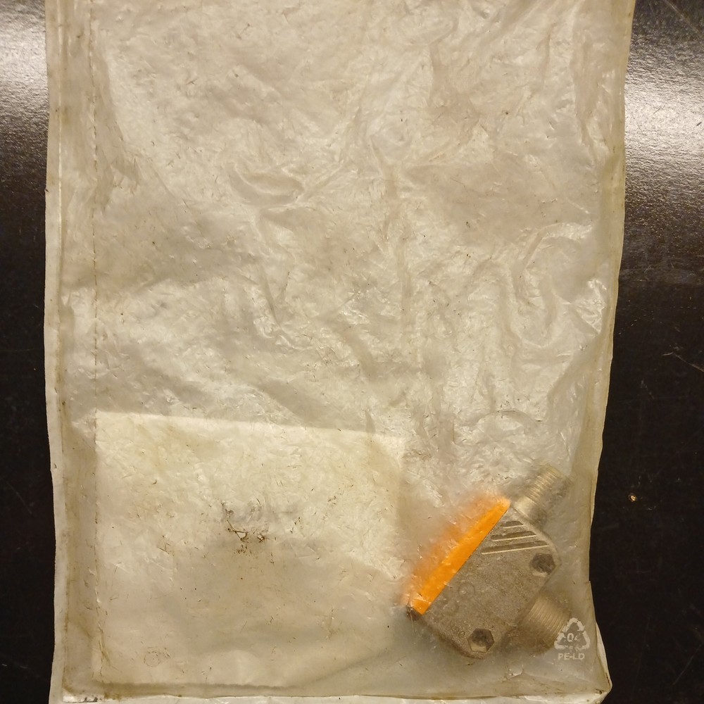 Ifm Ogh290 Photoelectric Sensor, Right Angle, Diffuse SENSOR PHOTOEYE