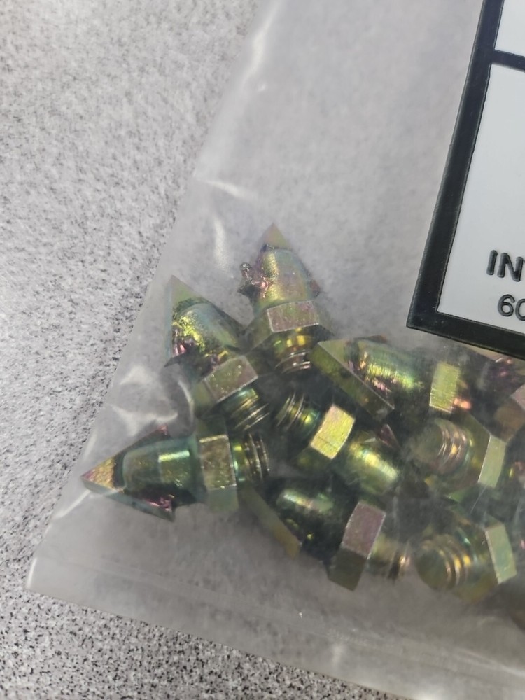 Woody's HWC-5763 Hooker Wedge Stud
