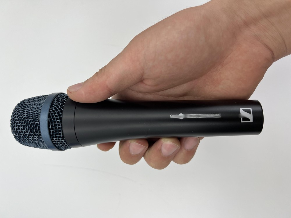 Professional E935 Handheld Microphone Cardioid Dynamic Vocal Performance NWB