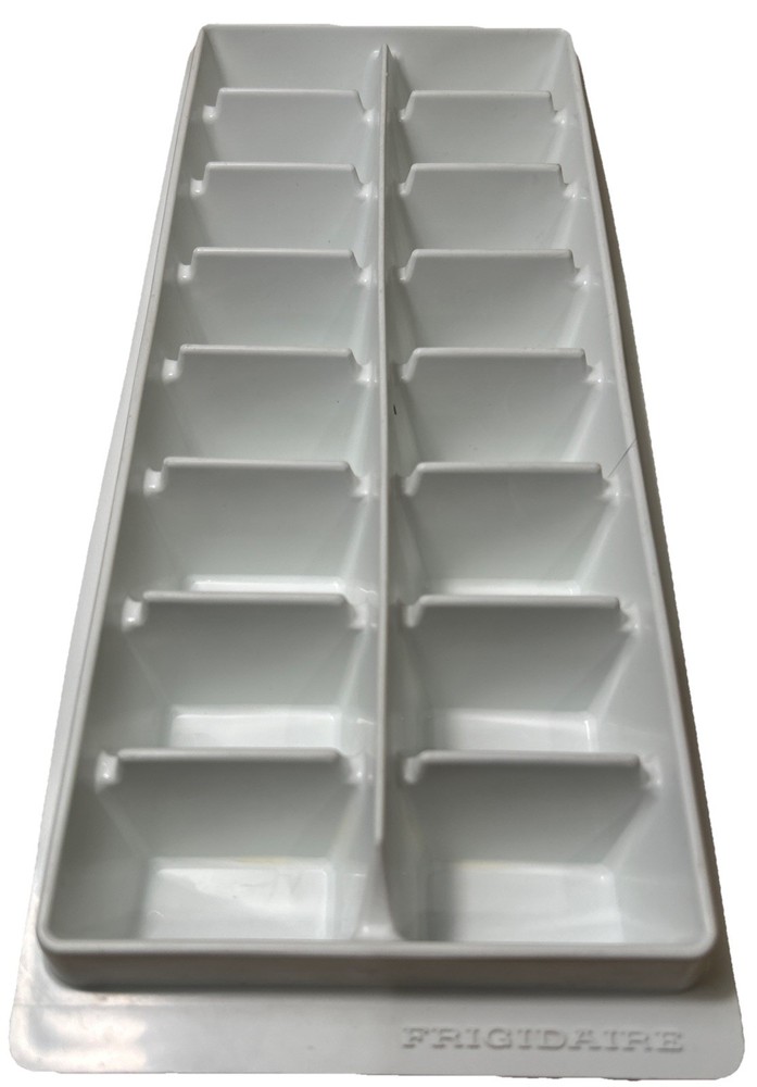 Vintage Frigidaire 16 Cube White Plastic Ice Cube Tray Large Cube Stackable