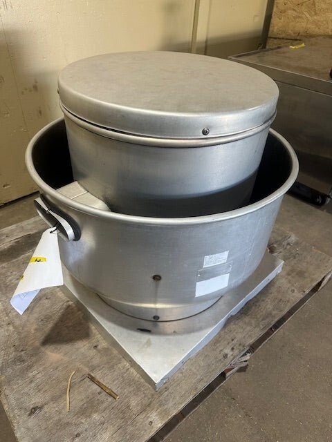 "GREENHECK CUBE-140-7G-QD"H.D COMMERCIAL UPBLAST CENTRIFUGAL EXHAUST FAN