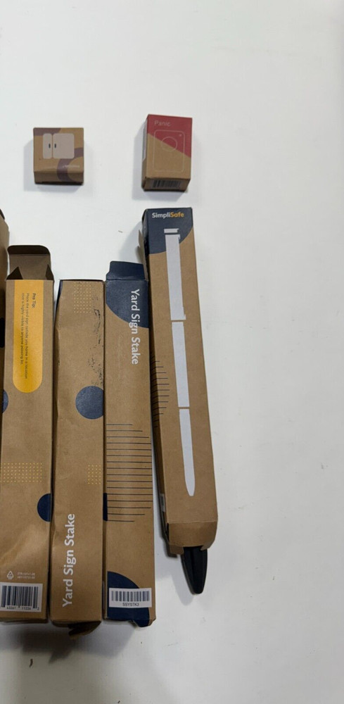 4 SimpliSafe Yard Sign, entry sensor es-3 and panic button pb3