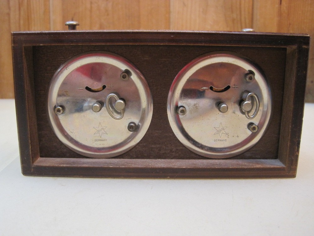 Vintage 1950s Alpha German Chess Clock Timer B8308