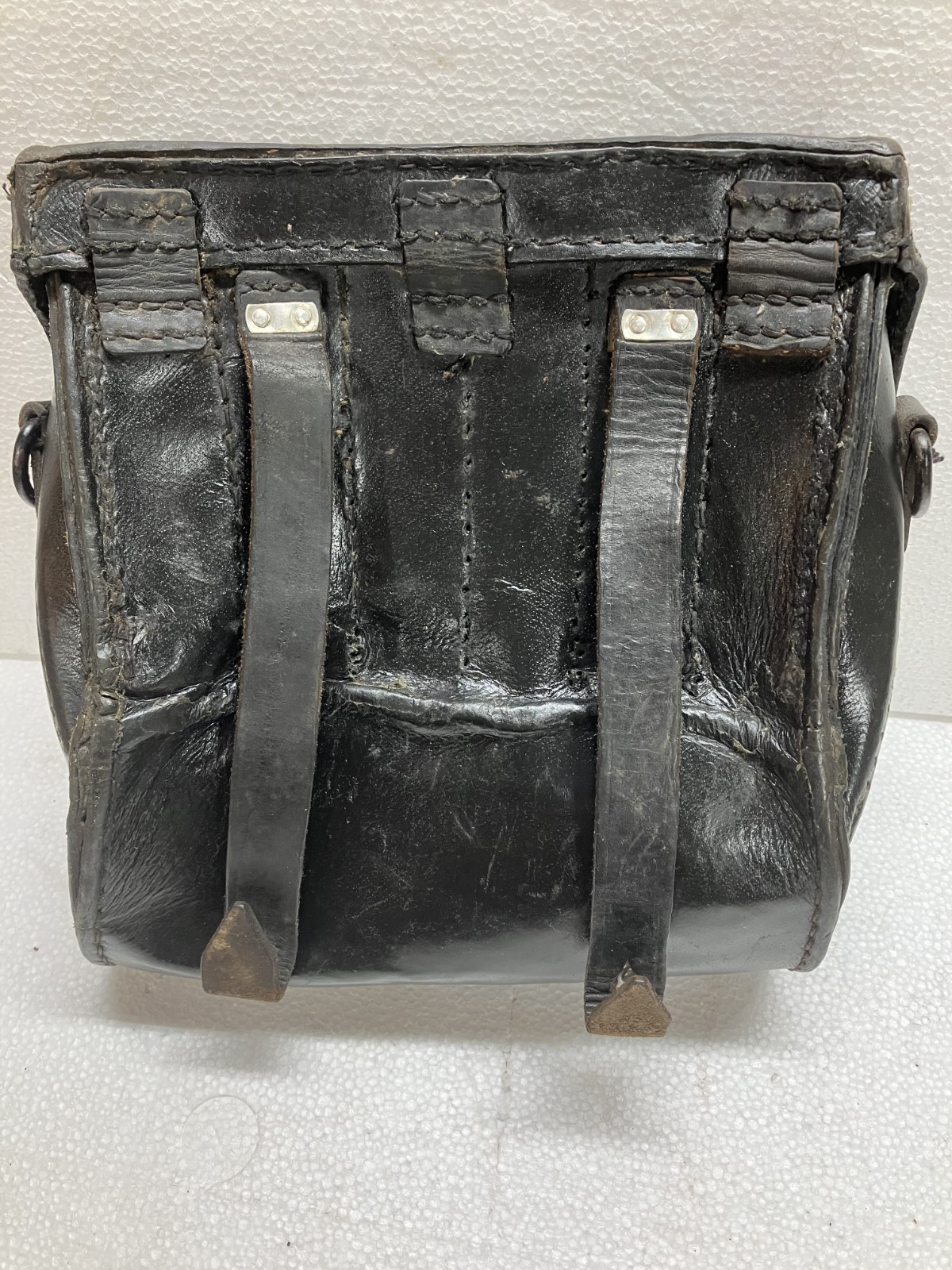 WW2 German flare pistol leather gun shell pouch 101st airborne send back 1944