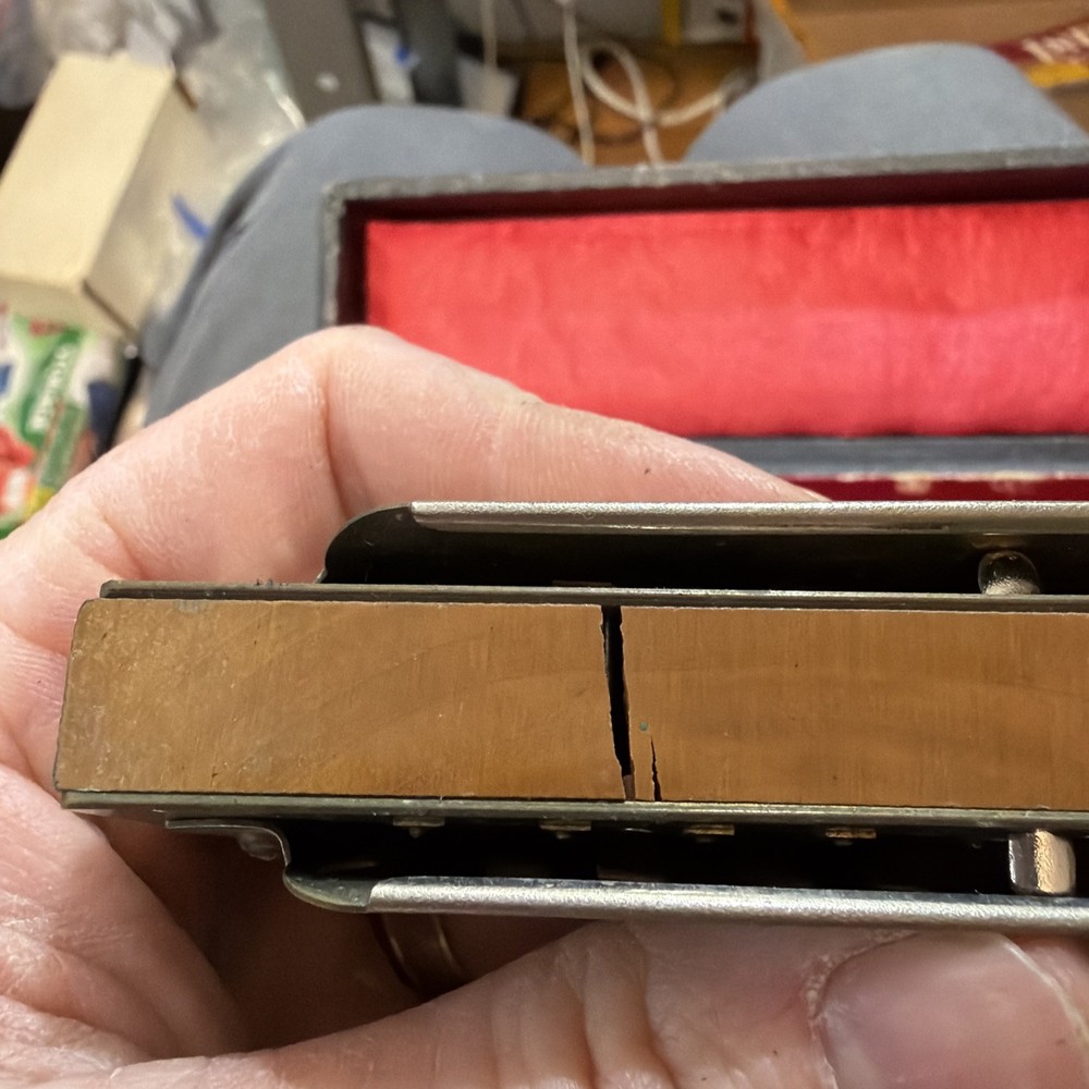 the chromonica Chromatic Harmonica c with case Germany