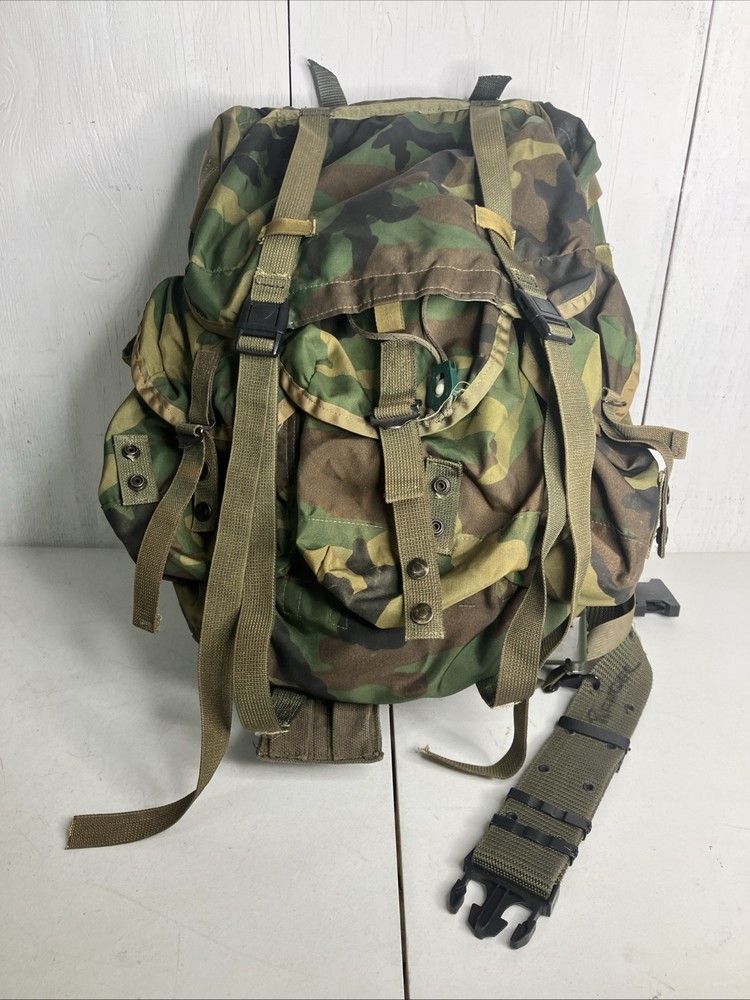 US Military Field Pack Combat Backpack Rucksack W/ Frame Nylon Medium LC-1
