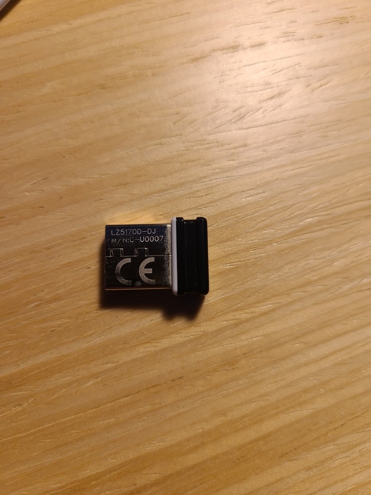 Logitech Unifying USB Receiver Dongle for Keyboard & Mice (M/ N:C-U0007)