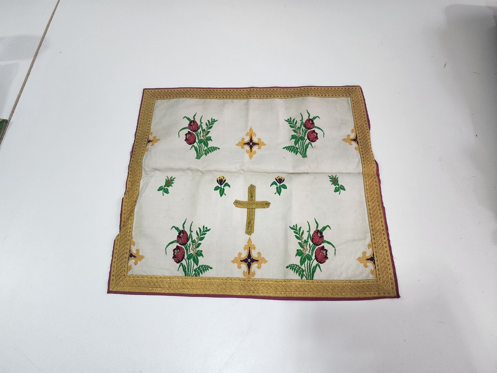 Antique white Chalice Veil