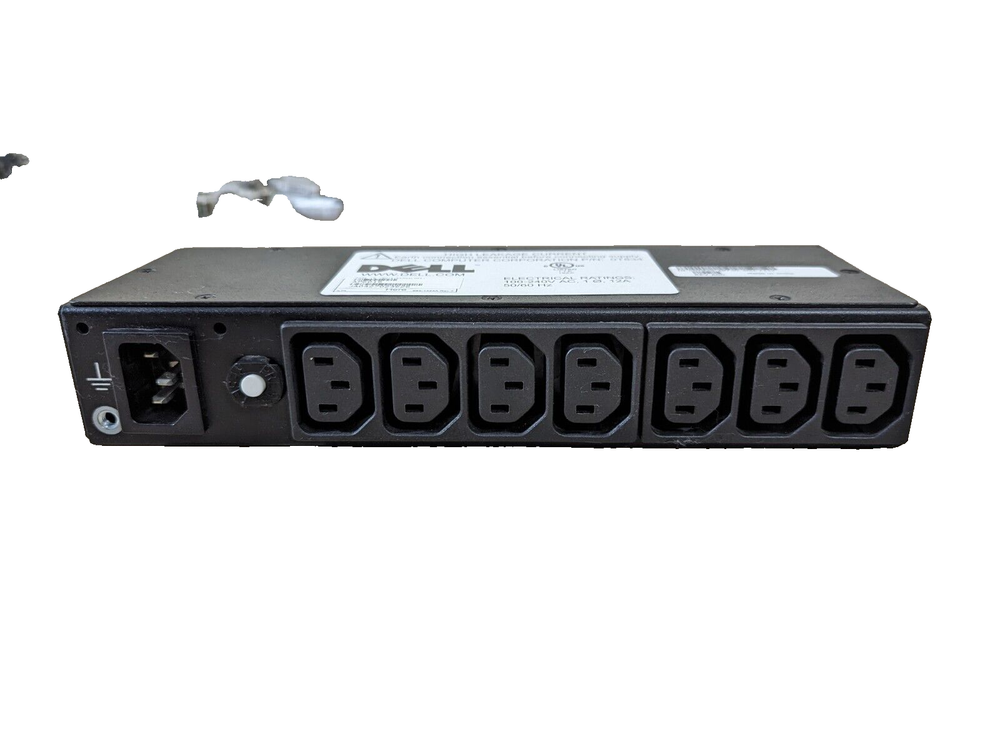 DELL AP6015 Basic Rack Power Distribution Unit 1 Input 8 Outputs w/ 1 Cord