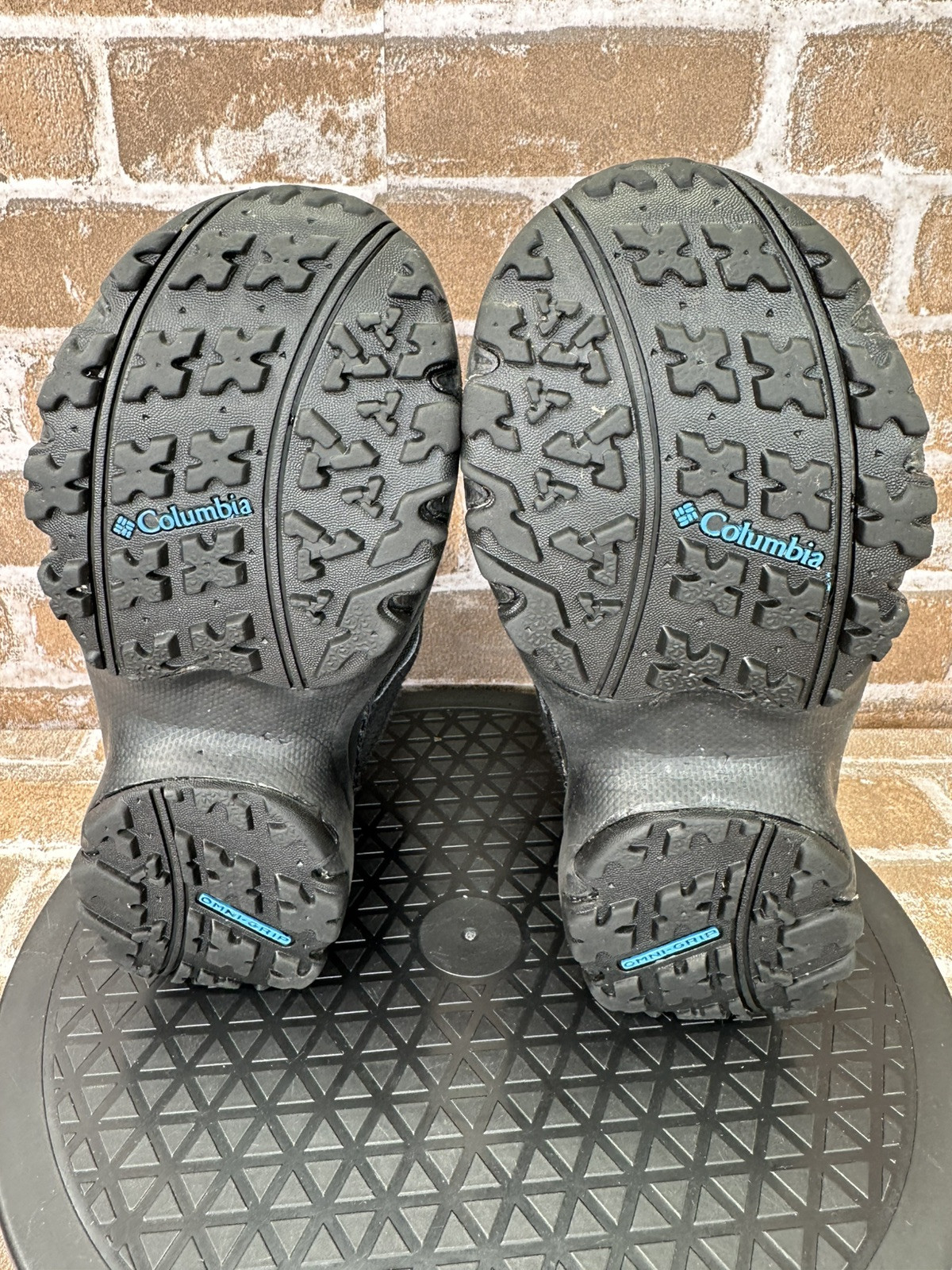 Columbia Rope Tow III Waterproof Snow Boots Black BY1322-010 Boys Youth Size 2