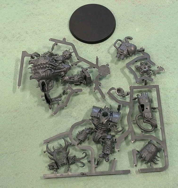 Warhammer 40k Hellbrute Sprue