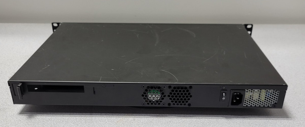 Lanner Electronics FW-7573B Network Appliance