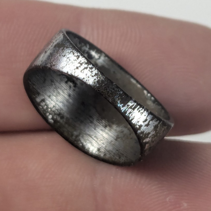 c1940s - Honorable Discharge Ruptured Duck WWII Vet Ring - B24