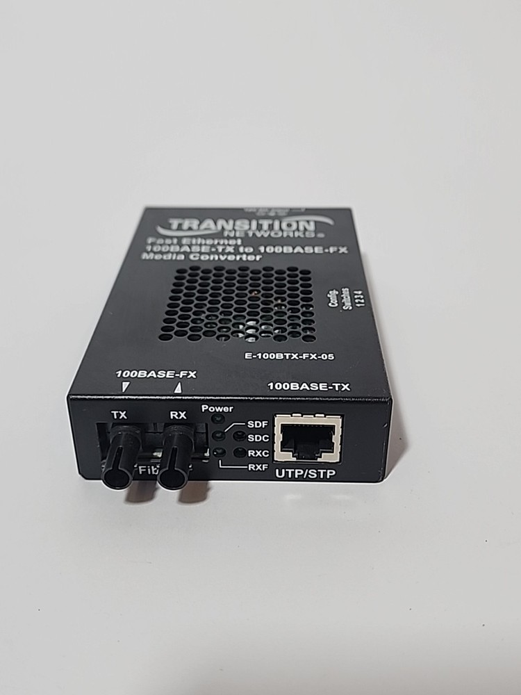 Transition E-100BTX-FX-05 Fast Ethernet Media Converter