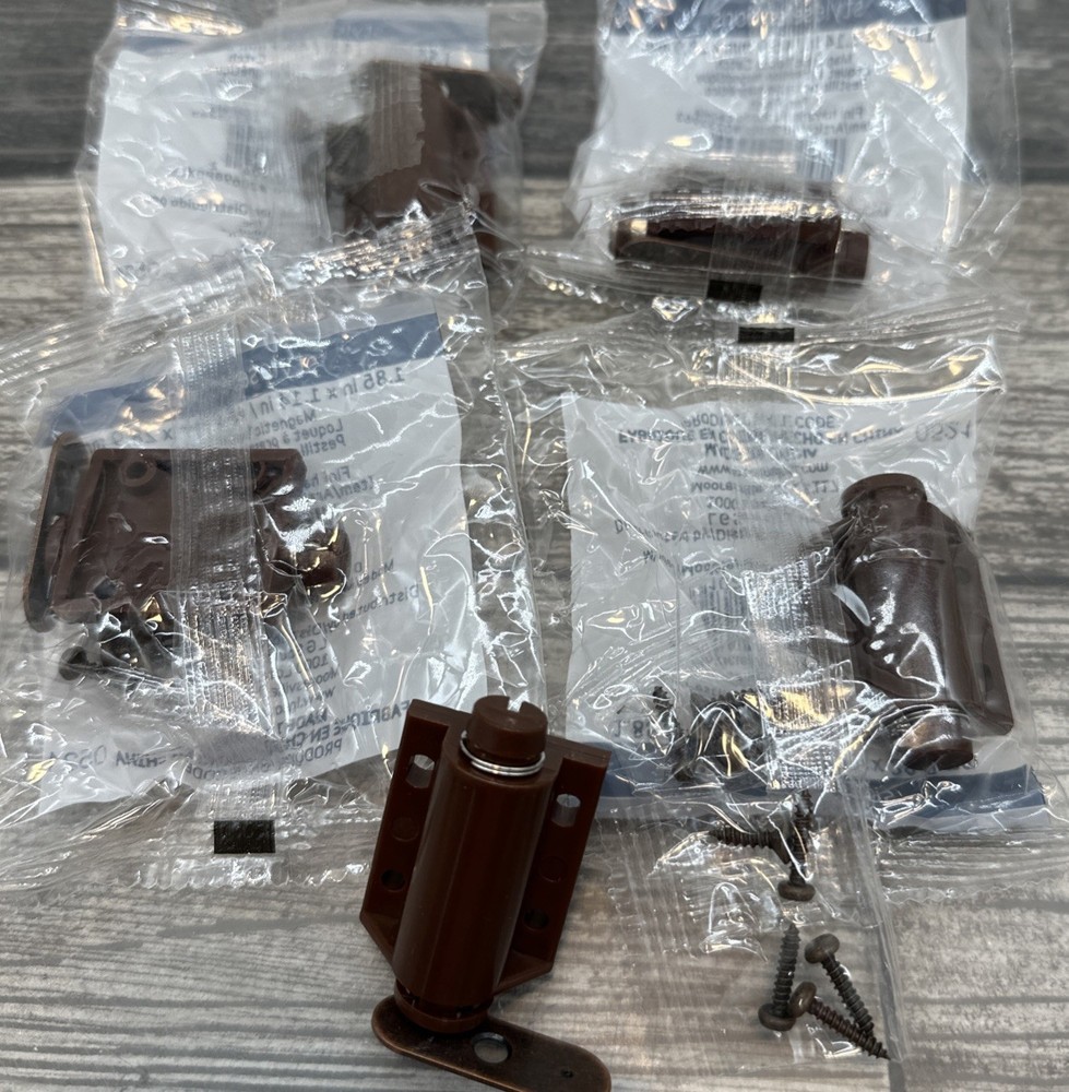 Magnetic Touch Cabinet Latch/Brown 5Pack [100]