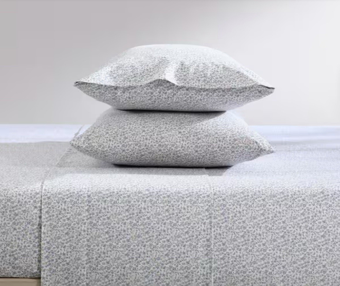 Laura Ashley 4-Piece Cotton Percale King Sheet Set (EMOGENE T200 HTR KG SHEET SE